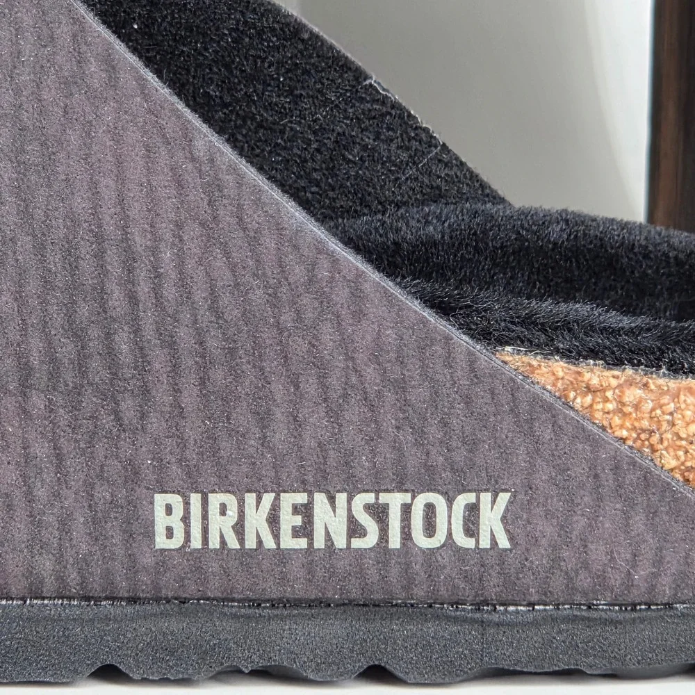 Birkenstock Arizona BS Sandals Mens 8 L10 Desert Dust Black Shearling Cozy Slide